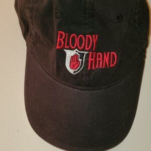 Ultra Club classic cut hat